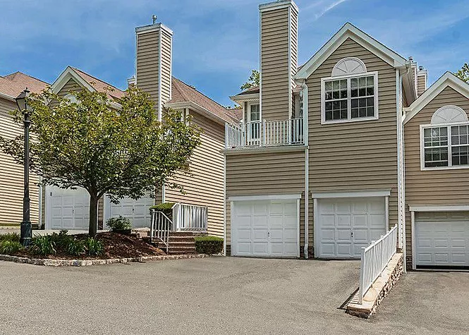 14 Unit Complex